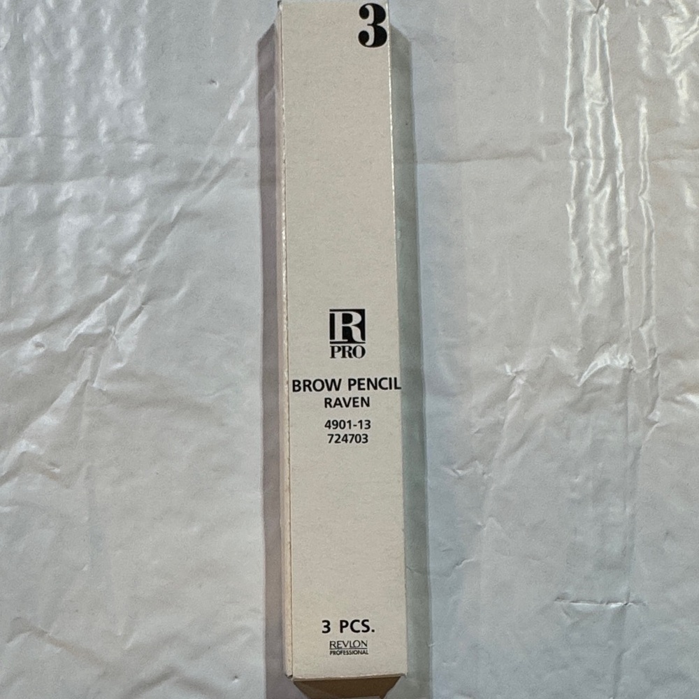 Revlon Pro Brow Pencil Set in Raven